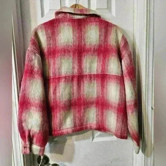NWOT VICI PLAID CROPPED JACKET - Picture 2 of 5